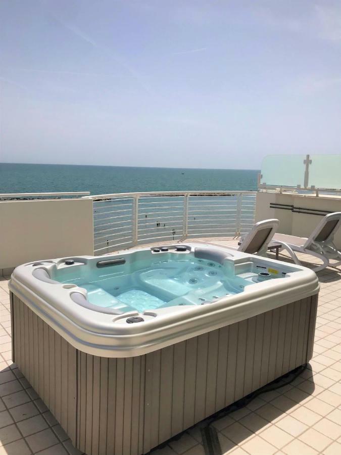 Apart-hotel Acquasuite Martinsicuro